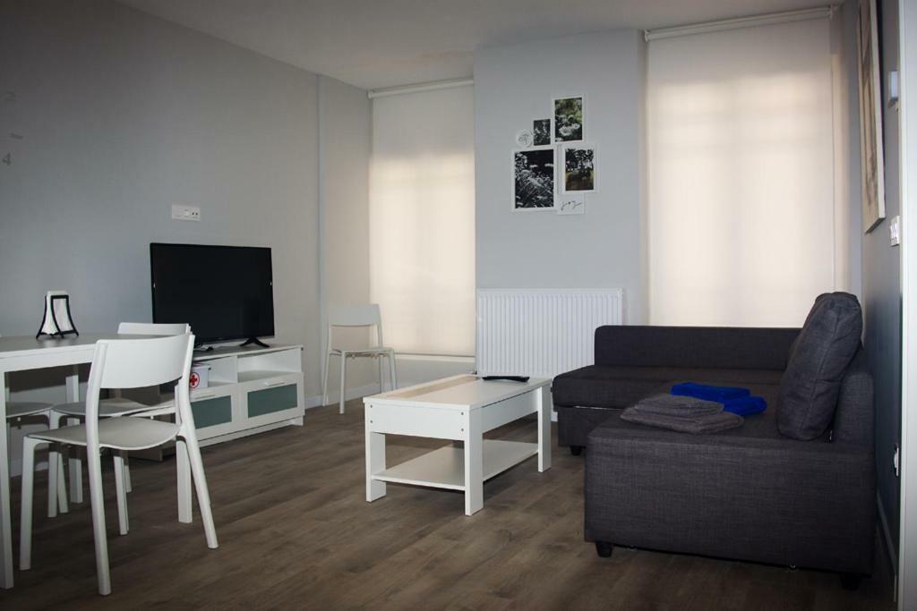 Apartamentos Gyc Viviendas Gold Leon Bagian luar foto